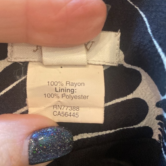 J. Crew Black and White Pocketed Shift Dress Shell motif office or party Size 6 - Picture 7 of 10